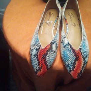 Seven7 snakeskin flats new